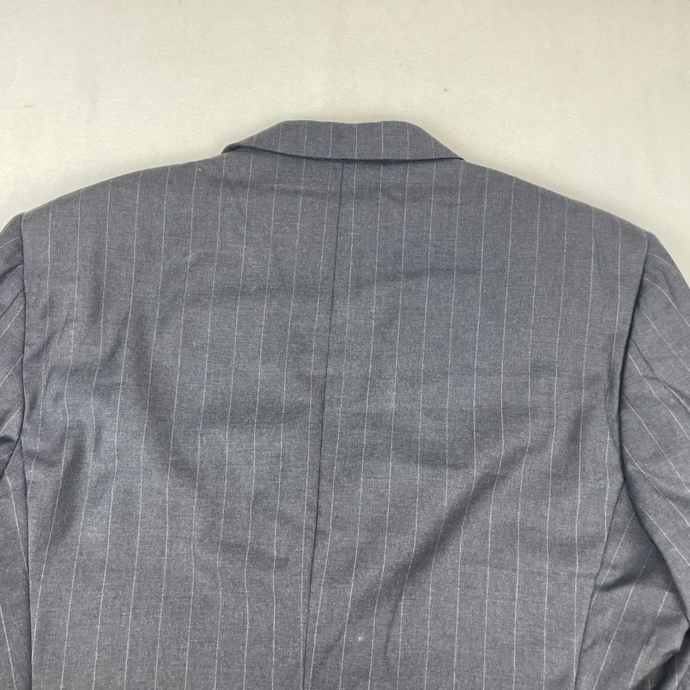 Hickey Freeman Loro Piana Tasmanian Super 120 Pinstripe Blazer 43R Charcoal Grey